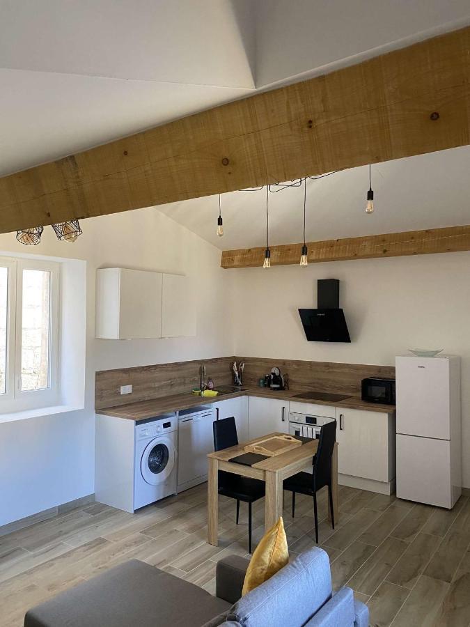 Bel Au Coeur Du Village De Apartment